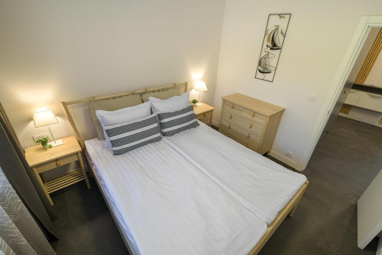 Freddo Apartment - Coral Residence Complex With Parking & Pool Варна Екстер'єр фото